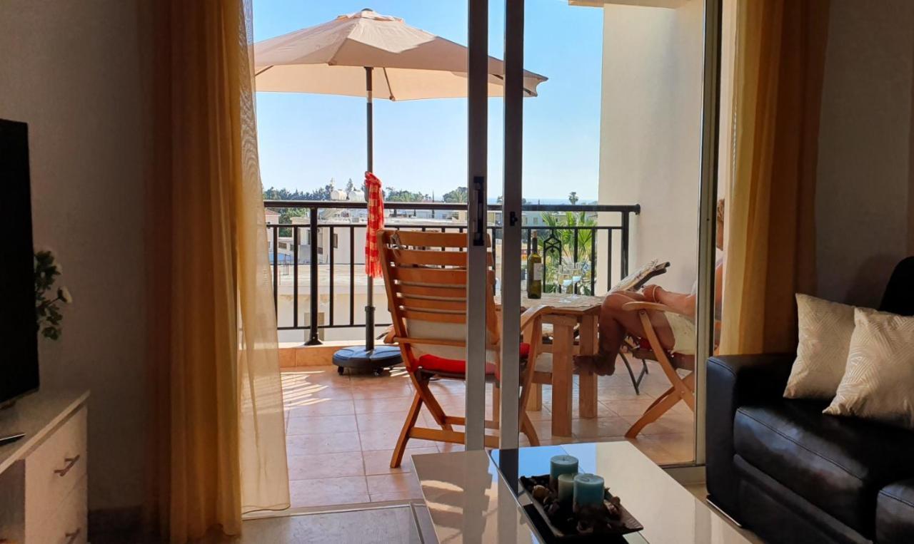 Petras Cozy Nest, 1-Bedroom Apt., Paphos-Universal מראה חיצוני תמונה