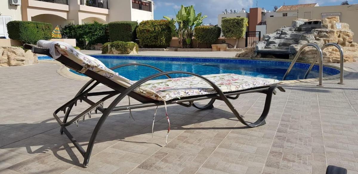 Petras Cozy Nest, 1-Bedroom Apt., Paphos-Universal מראה חיצוני תמונה